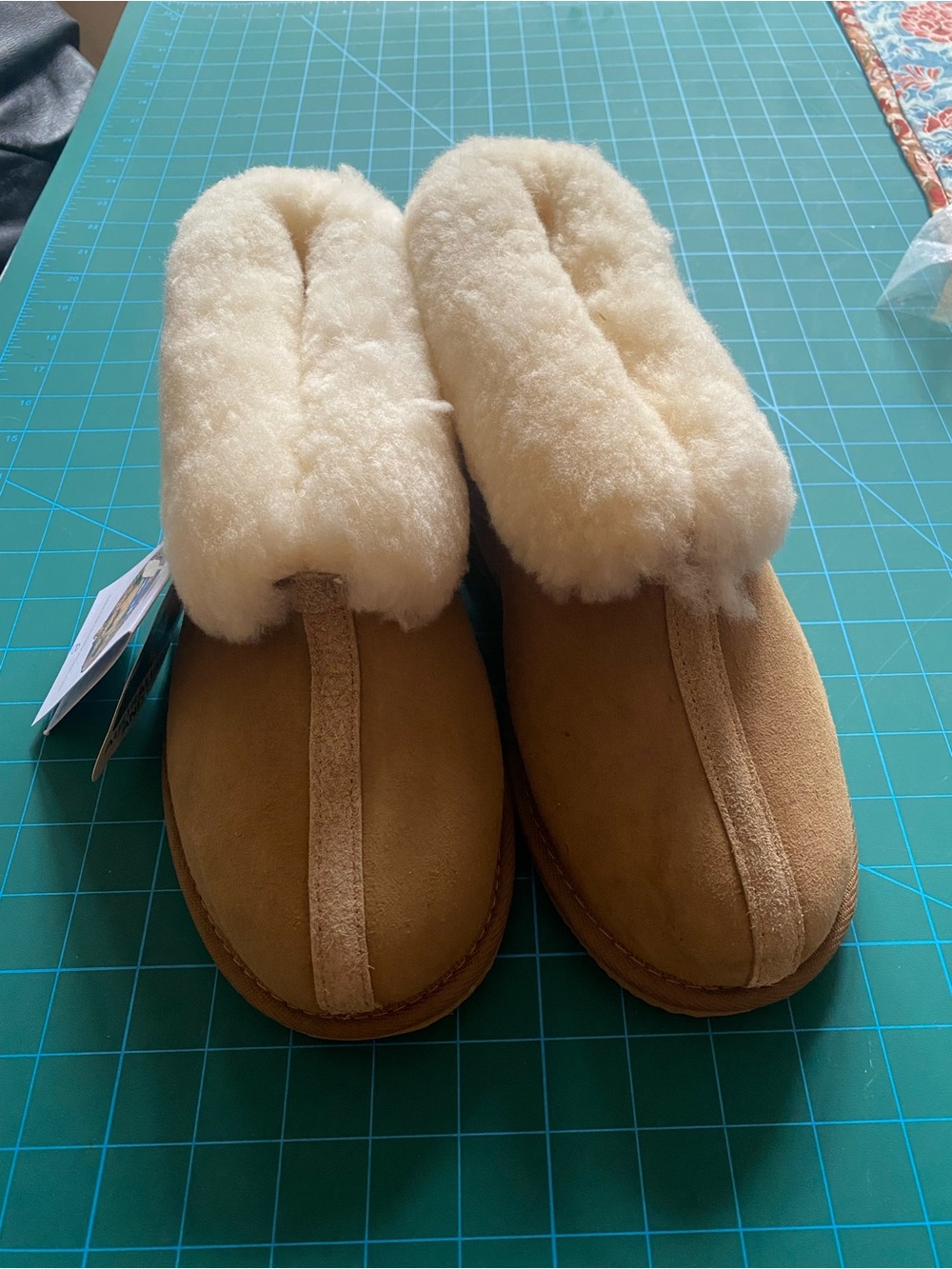 100% genuine sheepskin slipper slippers sz.8